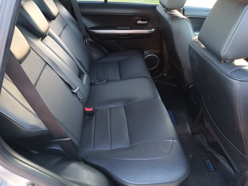 Imagen 17 de 24 de Camioneta Suzuki Grand Vitara Jiii, 4x4, 2010, Motor 2.4