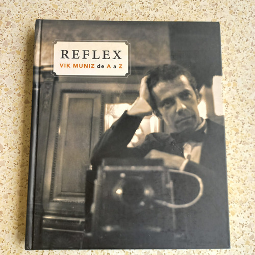 Livro Reflex Vik Muniz De A A Z (Usado)