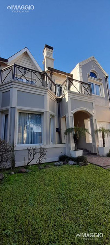 Venta Casa 5 Ambientes Haedo