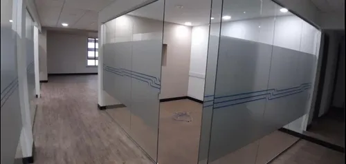 Oficina En Arriendo En Los Rosales. Cod A1038397