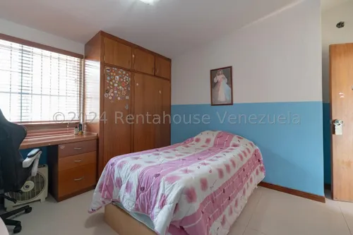Bella Casa En La Boyera