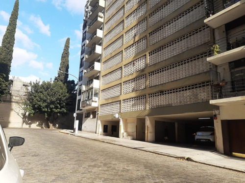 Imagen 3 de 5 de Cochera Cubierta Con Valet Parking - Recoleta