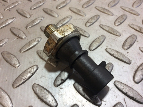 Sensor Presión Aceite Motor Chevrolet Astra 1.8 Std 06-08 (Usado)