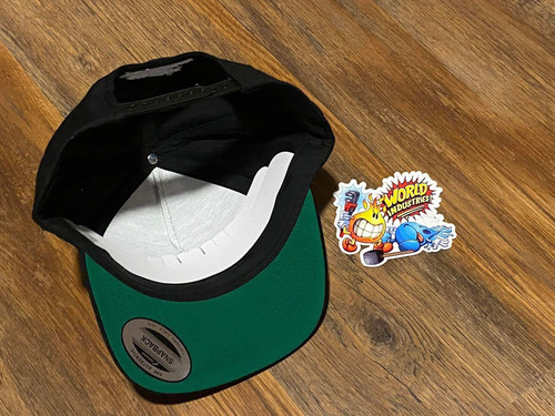 Gorra World Industries Skate Amarilla Negro Único Lisa