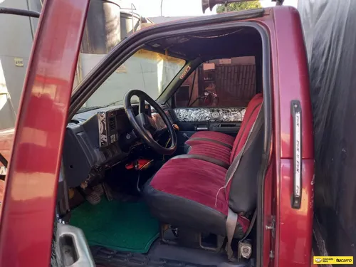 Camion Kodiak Estacas