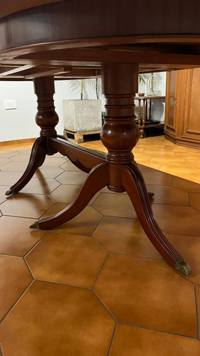 Juego De Mesa Extensible Y 8 Sillas Con Cabezales Inglés Marrón Liso (Usado)