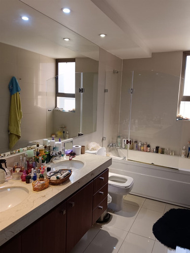 Departamento En Venta De 3 Dorm. En Las Condes