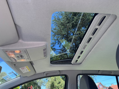 Imagen 2 de 23 de Volkswagen Suran 1.6 Highline Msi 110cv Techo - Cuero - Gps