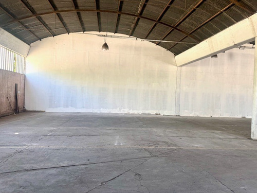 Alquiler Galpón 680m2 En Garin, Escobar