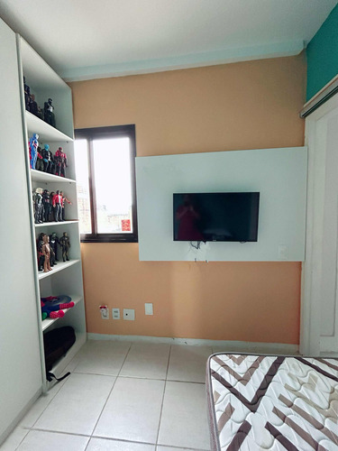 Apartamento 3/4 C/ Dependência Completa Revertida Em Suite