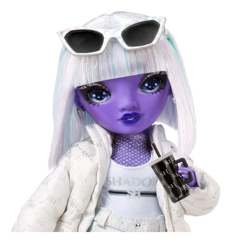 Muñeca Rainbow High Shadow High Fashion Dia Mante