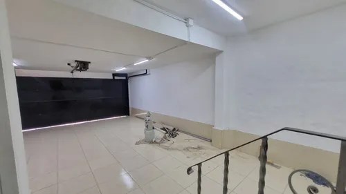 Casa Local Independiente Ubicada Entre Glorieta De Colombia Y Estacion Floresta