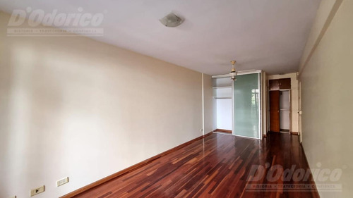 Departamento En Alquiler De 1 Ambiente En Las Cañitas