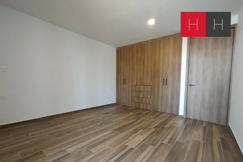 Casa En Venta En Lomas De Angelópolis Iii, Parque Nayarit