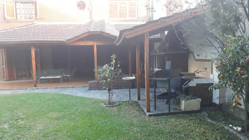 Casa En Ramos Mejia