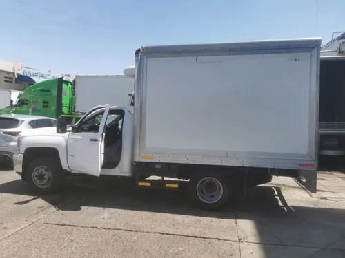 Chevrolet Silverado 3500 chasis cabina