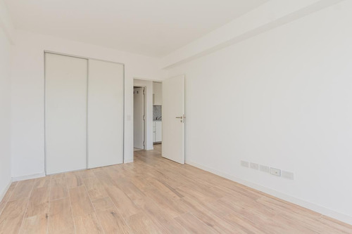 Imagen 13 de 26 de Venta - Departamento Dos Ambientes - A Estrenar - Cochera Opcional