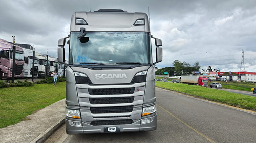 Scania R450 6x2 Highline Ano 23 +4 Eixo Basculante 55m3 2024