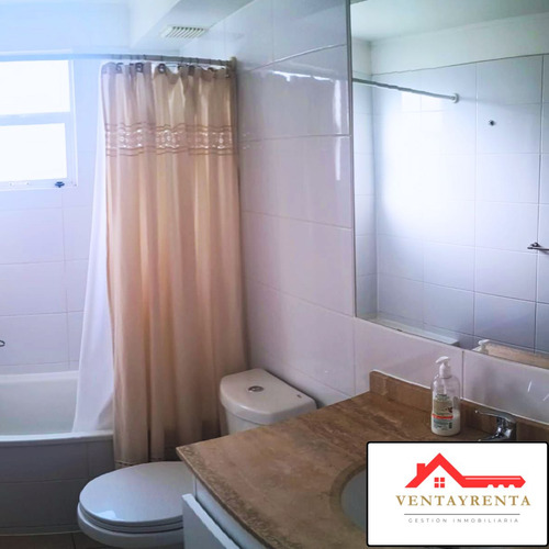 Amplia Casa En Arriendo (105898)