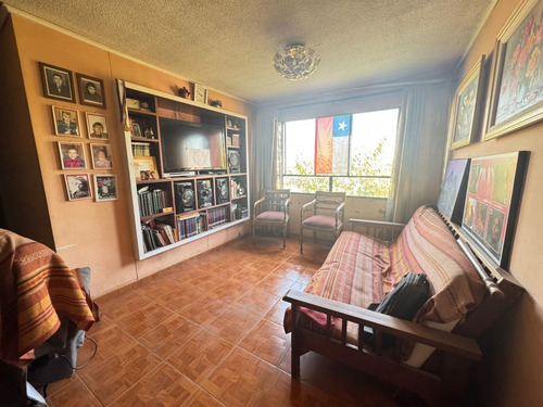 Se Vende Departamento Macul 3d+1b+est.
