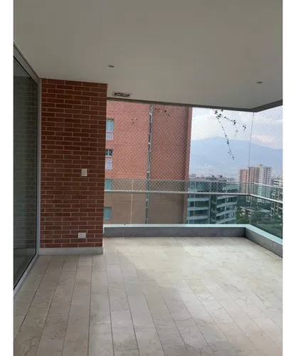 Apartamento En El Poblado Sector Las Lomas