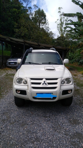 Mitsubishi Pajero Sport 3.5 V6 4x4 Flex Aut. 5p