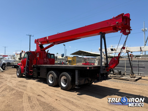 Grua Titan 2002 Sterling Con Manitex 2892c De 28 Toneladas