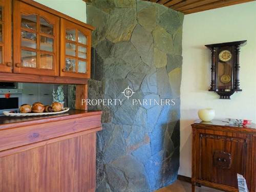 Imagen 10 de 30 de Casa En Pucón, Club De Campo Los Riscos.