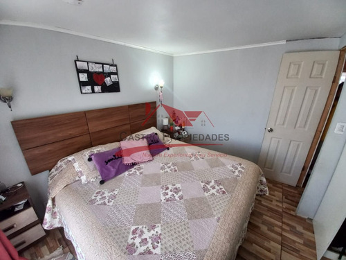 Hermosa Casa De Dos Pisos, 4 Dormitorios Y 2 Baños, Paine
