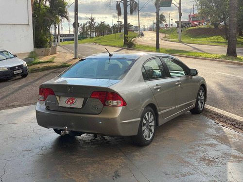 Honda Civic 1.8 Lxl 16v Flex 4p Automático