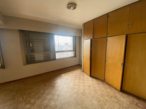 Imagen 21 de 30 de Departamento - La Plata