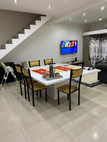 Imagen 4 de 16 de Permuta - Excelente Casa De 4 Ambientes En Venta - Moron