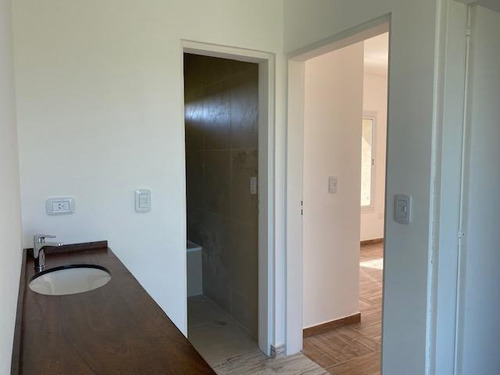 Imagen 21 de 30 de Casa En Venta Ubicado En El Cantón Golf, Escobar, G.b.a. Zona Norte
