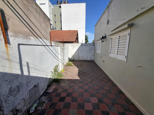 Imagen 20 de 21 de Ph En Venta - 2 Dormitorios 1 Baño - 157mts2 - La Plata