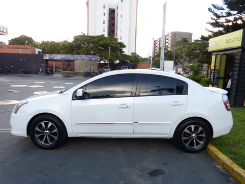Nissan Sentra 2.0