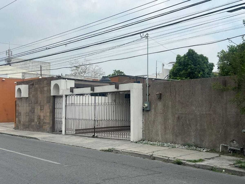 Casa En Venta En El Centro En Monterrey