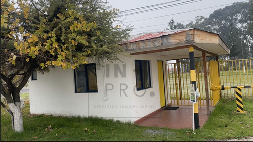Bodega Industrial Con Oficina En Curicó - Los Niches
