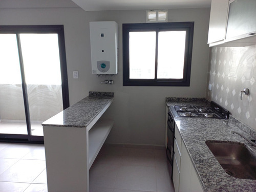 Departamento En Alquiler 2amb Con Balcón