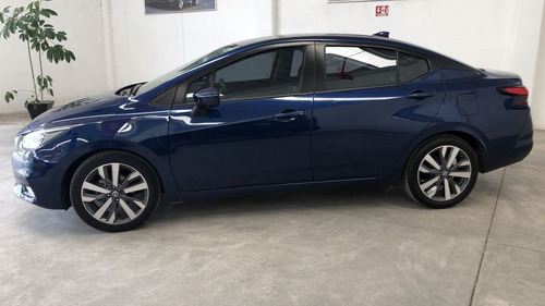 Imagen 8 de 15 de Nissan Versa 2020