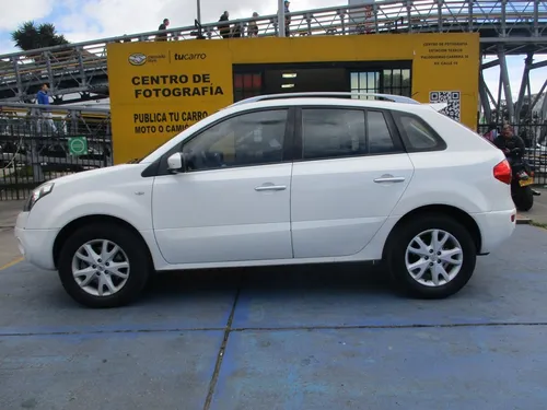 Renault Koleos DYNAMIQUE 4X4 2500CC MT AA