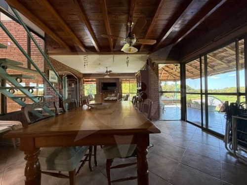 Propiedad En Venta, 3 Dormitorios, Country Ubajay