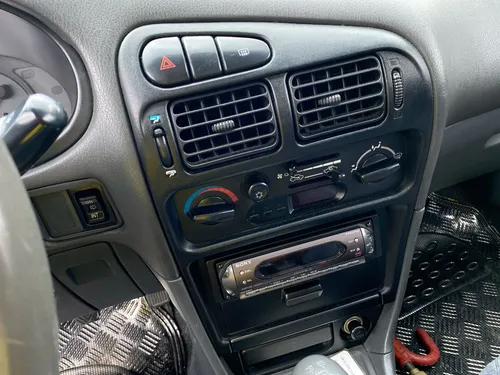 Mitsubishi Lancer 1.6 Glxi