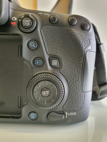 Imagen 6 de 8 de Canon Eos 6d Mark Ii (2) Dslr Full Frame Como Nueva!!!
