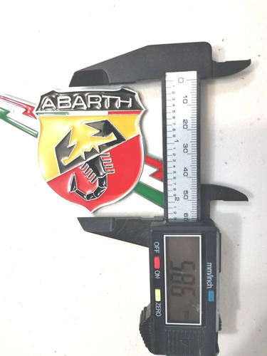1 Emblema Abarth 