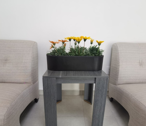 Imagen 4 de 7 de Maceta Minimalista Jardinera Mejor Que Fibra De Vidrio .89