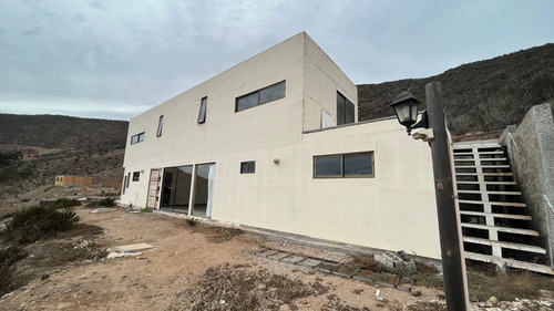 Arriendo Casa En Fundo Loreto En Parcela De 1 Hectárea