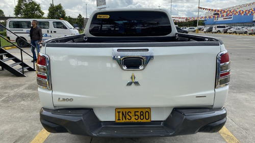 Imagen 6 de 17 de Mitsubishi L200 2.5