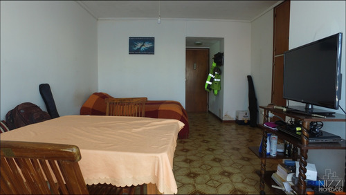 Imagen 6 de 9 de Gulfi Iii - 1 Ambiente Con Balcón - Macrocentro - Ref: 1546