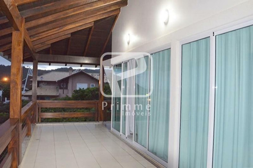 Imagem 4 de 15 de Casa Em Balneário Camboriú - Praia Do Estaleirinho - 6570