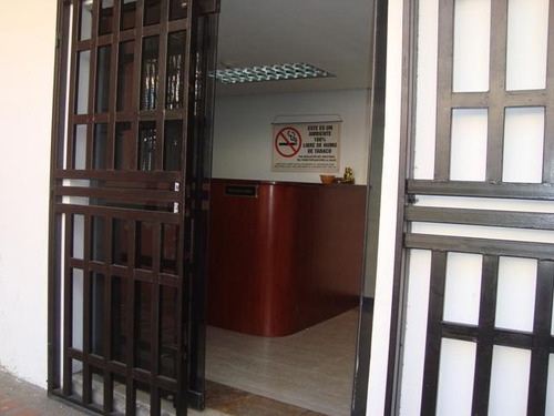 Imagen 2 de 8 de Se Vende Oficina 170m2 Guaicaipuro 9325